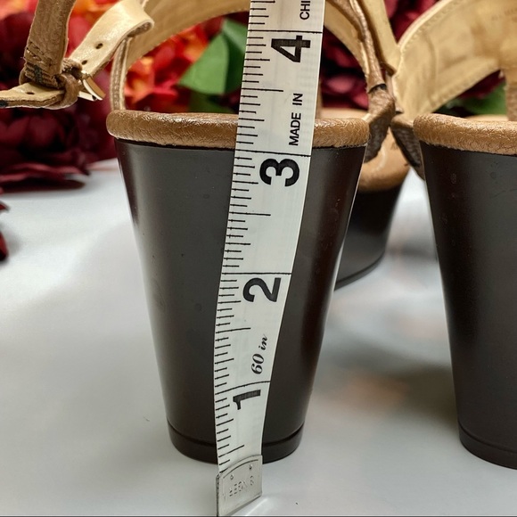 Tommy Hilfiger Signature Logo Thong Platform Wedge Camel Color Sandals 9 1/2M - Picture 3 of 8